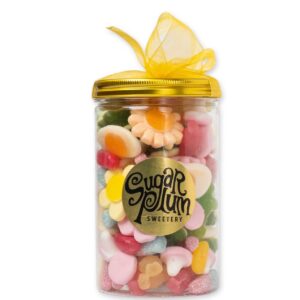 Enjoy our Easter Sweet Tub, with a delicious mix of your favorite sweets from Sugar Plum Sweetery, creator of the Viral Chocolate Dubai Bar